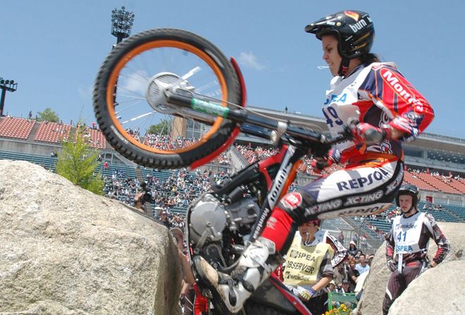 2008