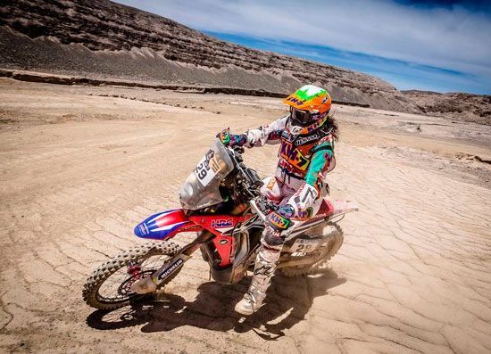 Dakar15 E10 Laia 1