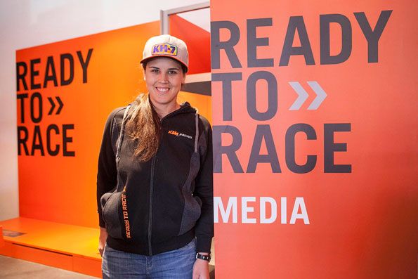 Fichaje Laia KTM web