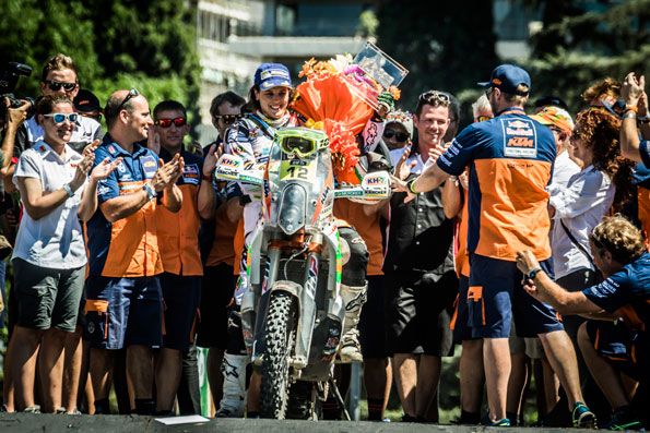 Dakar16 E13 Laia 1
