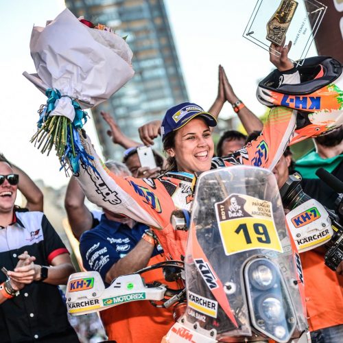 12-Podium-dakar2017-RCL-19-04-min